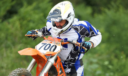 combinaison de moto-cross
